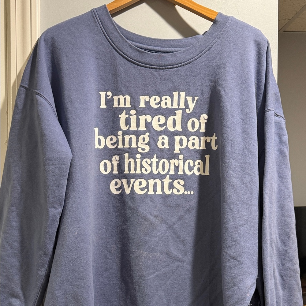 Casual Blue Graphic Sweater